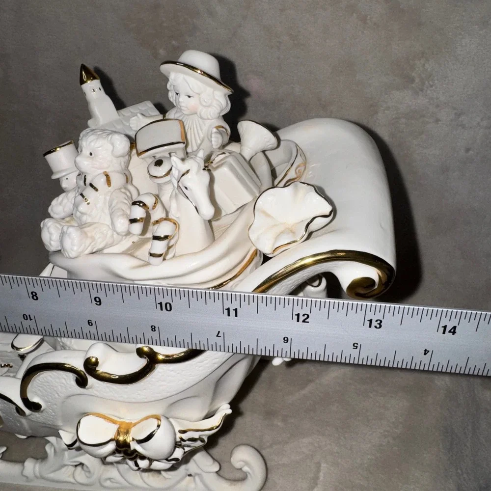 2001 Grandeur Noel Porcelain Sleigh Collectors Edition Christmas Decor Vintage